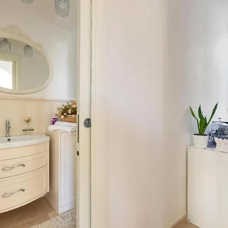 بيت للعطل L' Angolo Di Dora