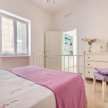 L' Angolo Di Dora Спеккьолла